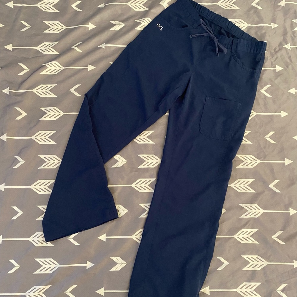 Xs Nrg scrub pants in navy blue